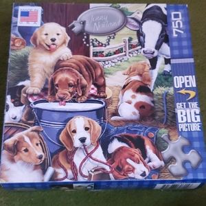 New in box 750 piece puppy puzzle